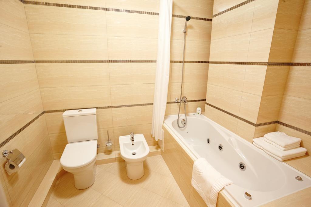 Luxury Apartment In New Building Kischinau Exterior foto